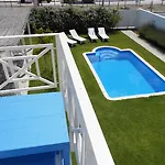 Manta فندق مبيت وإفطار ألاتشاتي