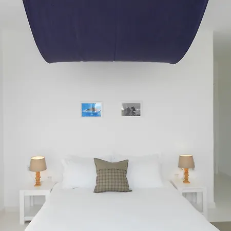 Manta Bed & Breakfast 3*